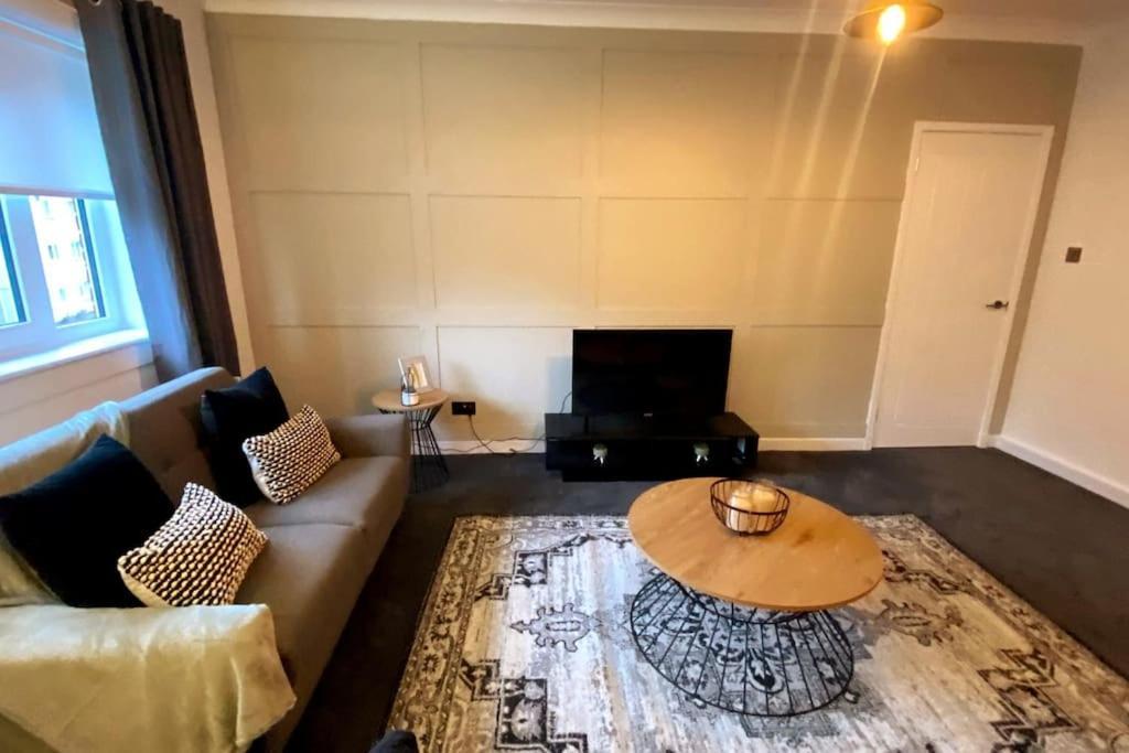 New Boutique 3 Bedroom Apartment In Hamilton Luaran gambar